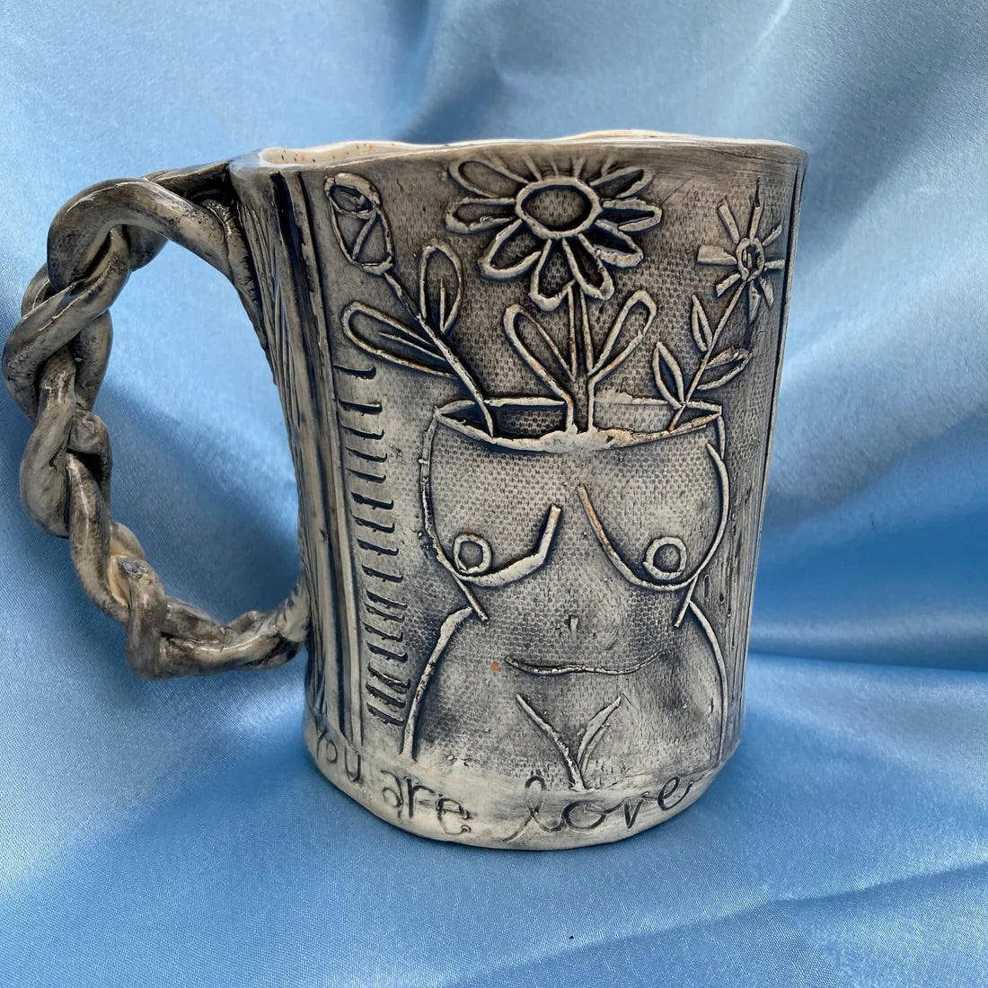 Lady Vase Mug